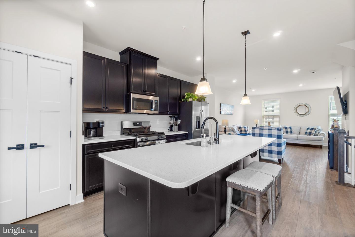1512 Wilmer Park Ln