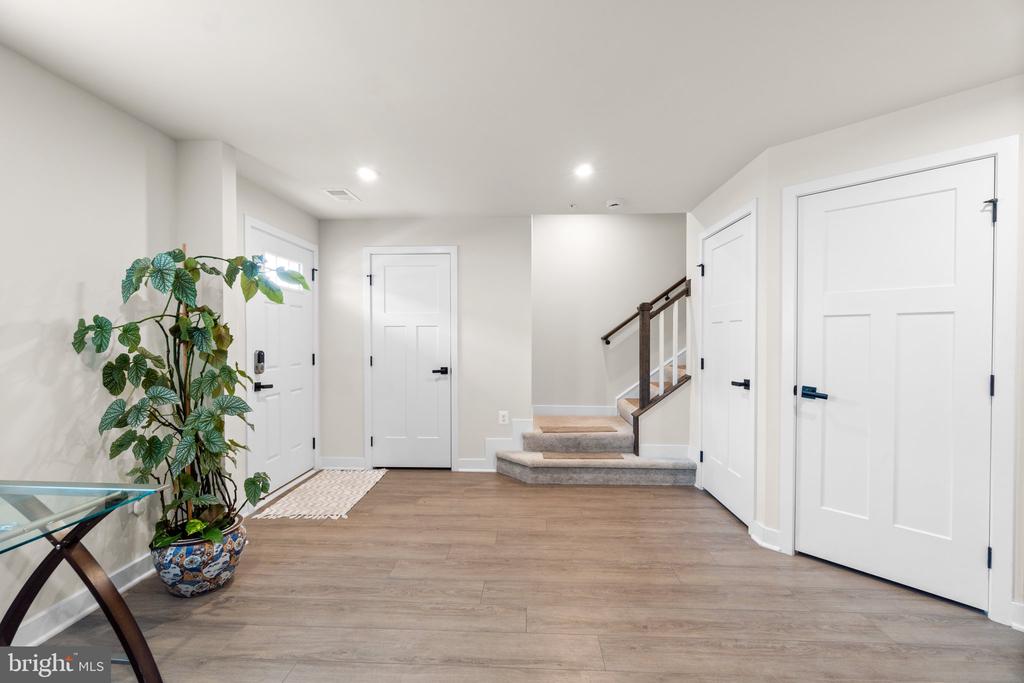 1512 Wilmer Park Ln