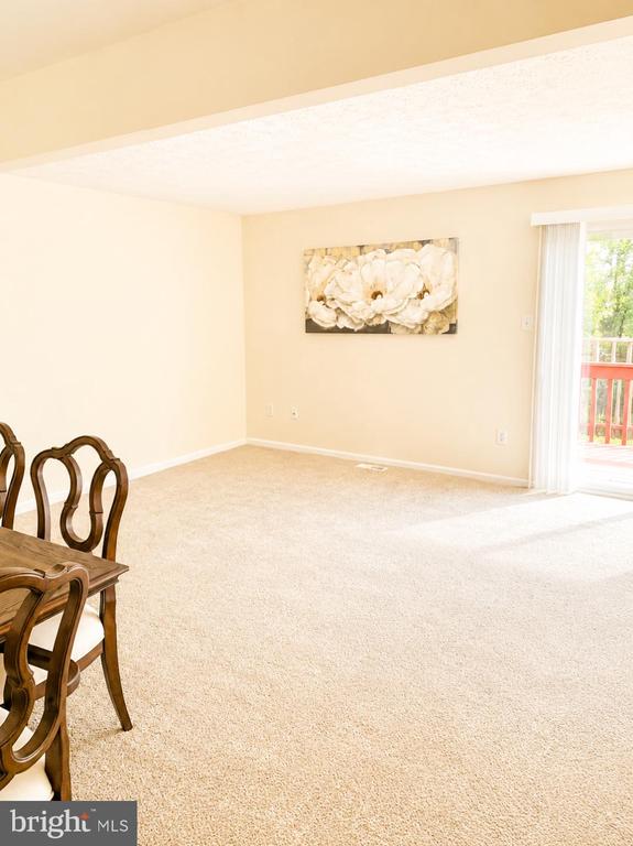 4989 PINTAIL COURT