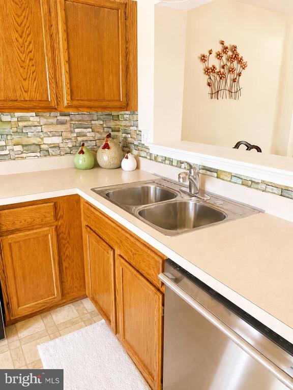 4989 PINTAIL COURT