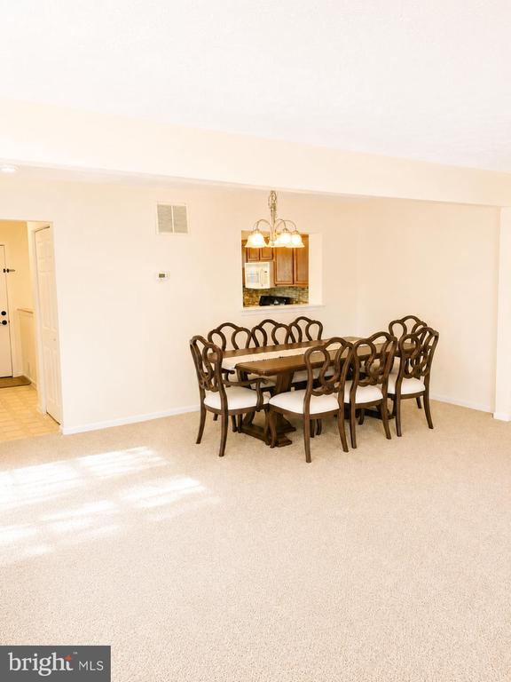 4989 PINTAIL COURT