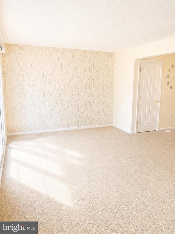 4989 PINTAIL COURT