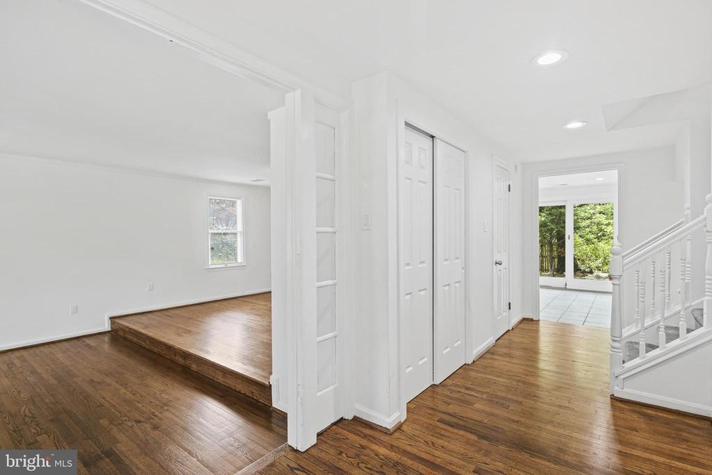 4152 HENHAWK COURT
