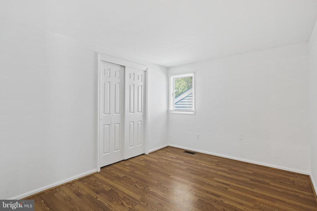 4152 HENHAWK COURT