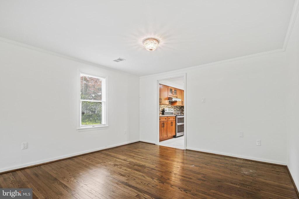 4152 HENHAWK COURT