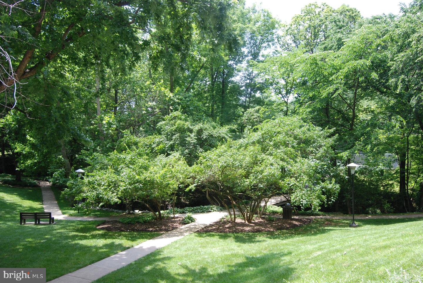 10228 ROCKVILLE PIKE Unit: 102