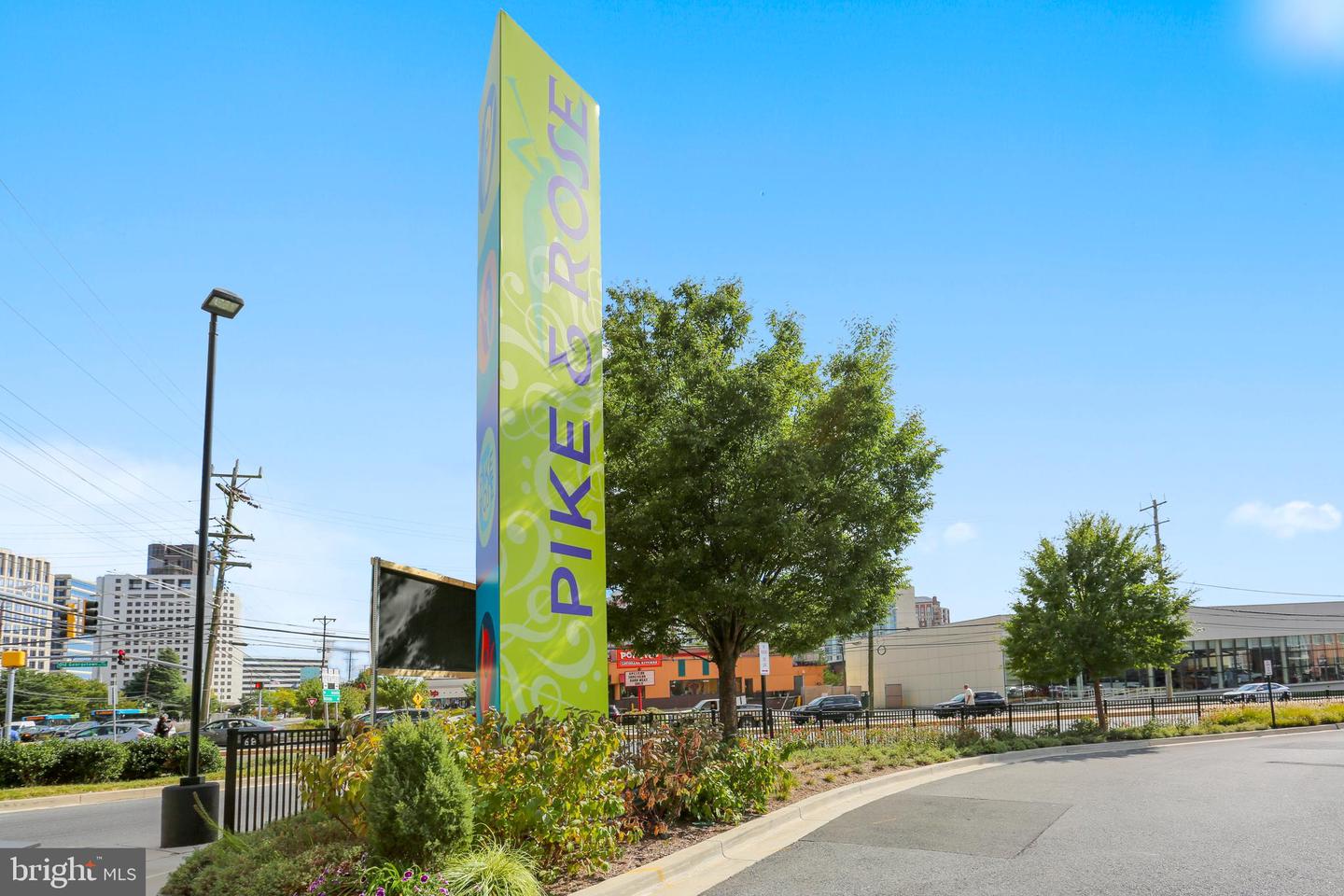 10228 ROCKVILLE PIKE Unit: 102