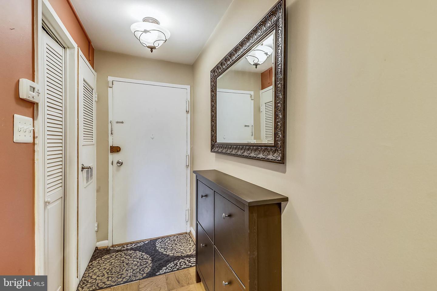 10228 ROCKVILLE PIKE Unit: 102
