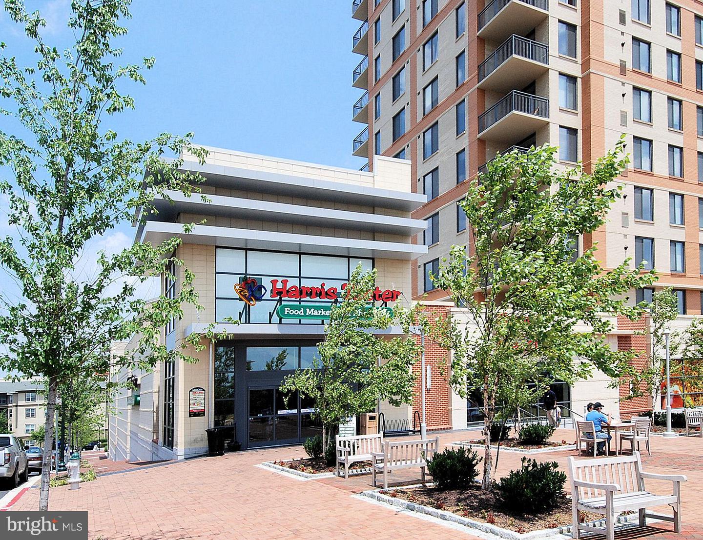 10228 ROCKVILLE PIKE Unit: 102