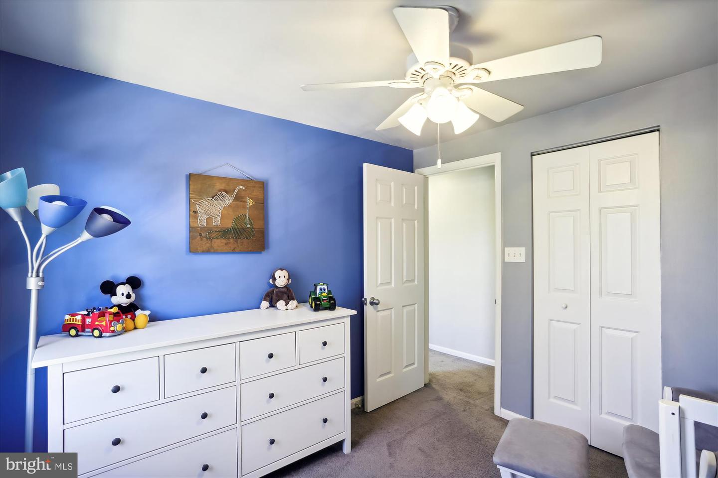 3 LEATHERWOOD COURT