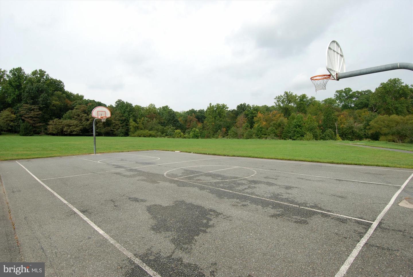 3 LEATHERWOOD COURT