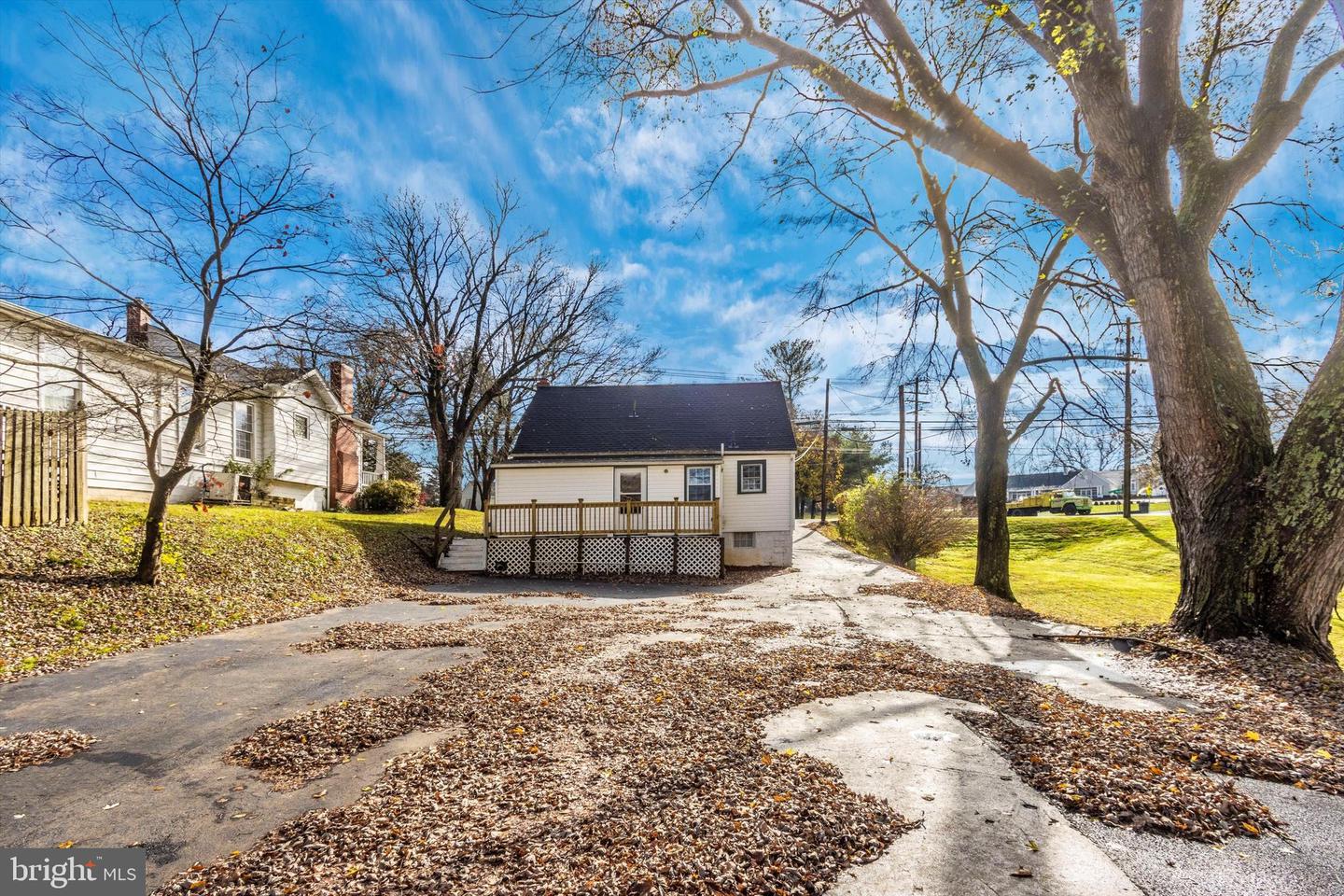 13735 DARNESTOWN ROAD
