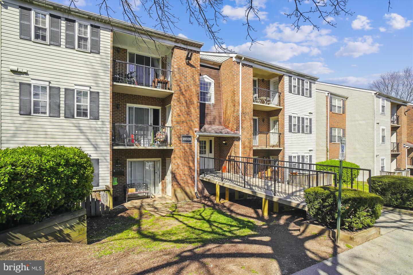 18328 STREAMSIDE DRIVE Unit: 103