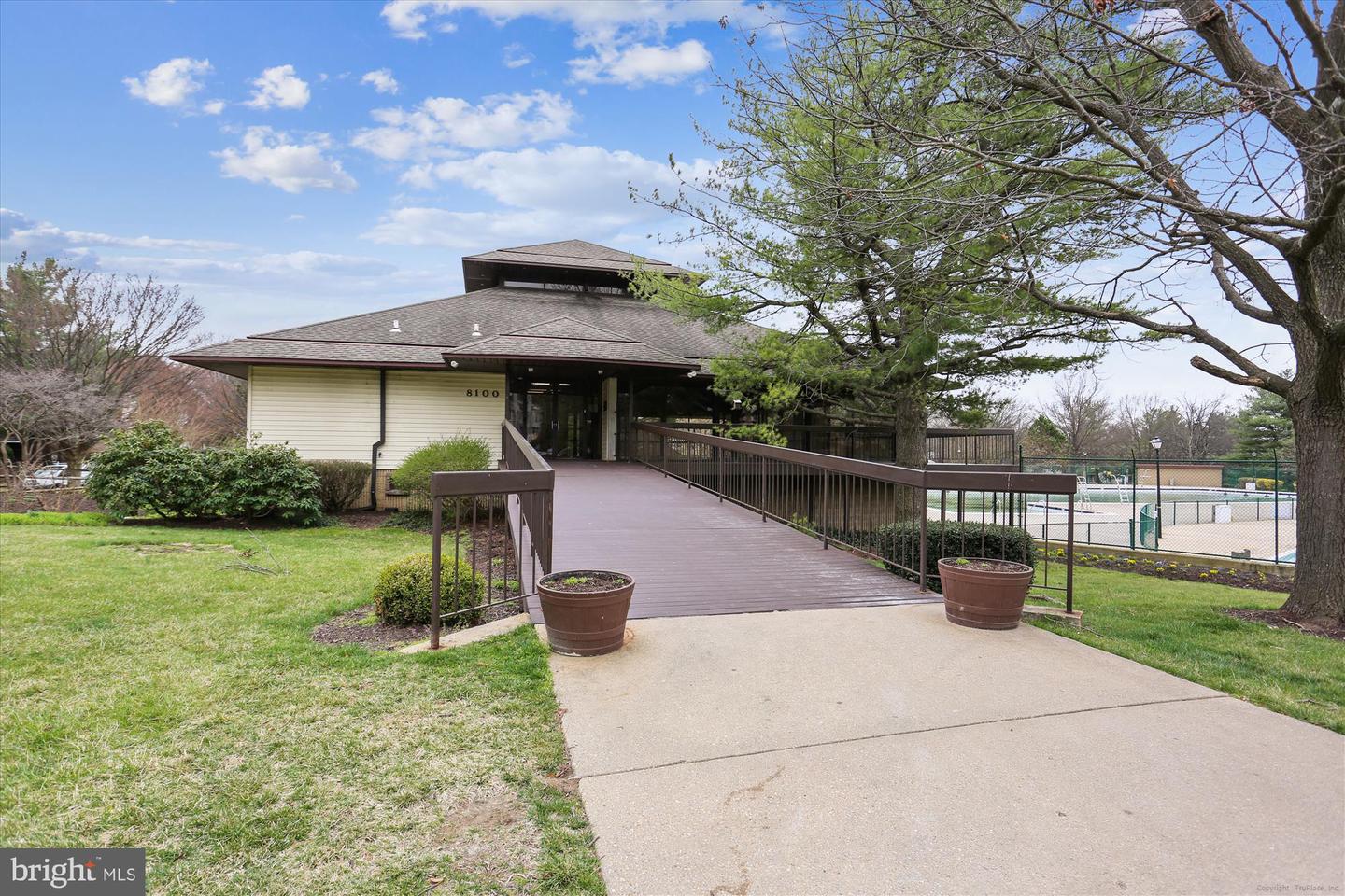 18328 STREAMSIDE DRIVE Unit: 101