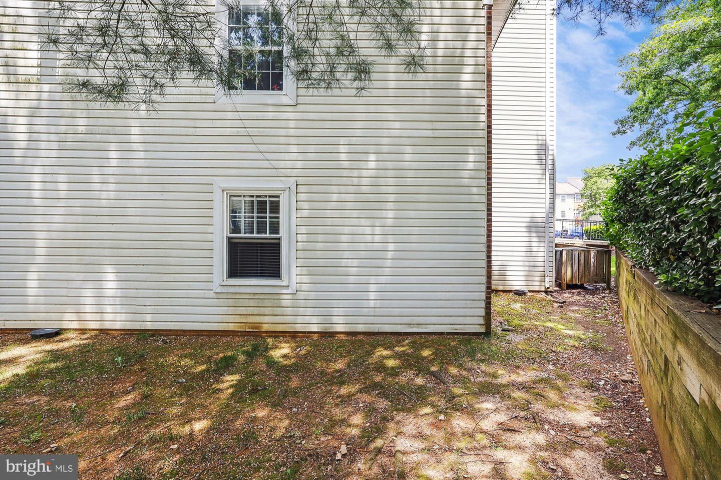 18328 STREAMSIDE DRIVE Unit: 101