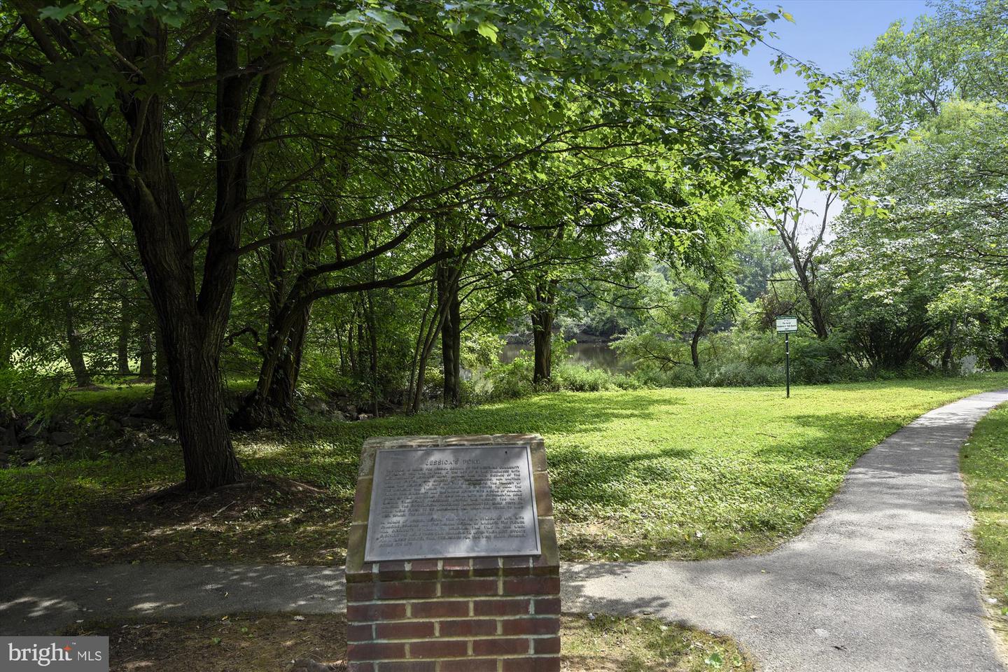 18328 STREAMSIDE DRIVE Unit: 101