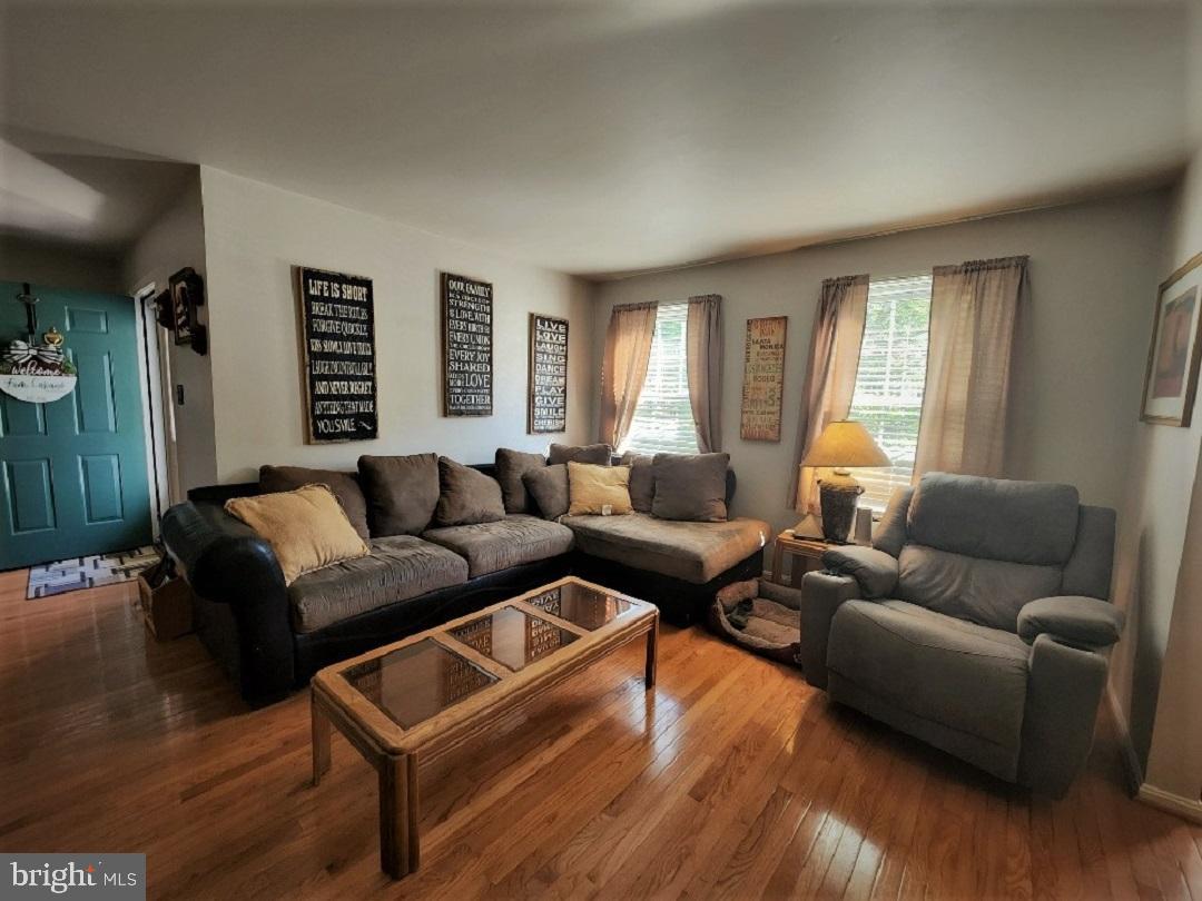 10610 Hunters Chase LANE