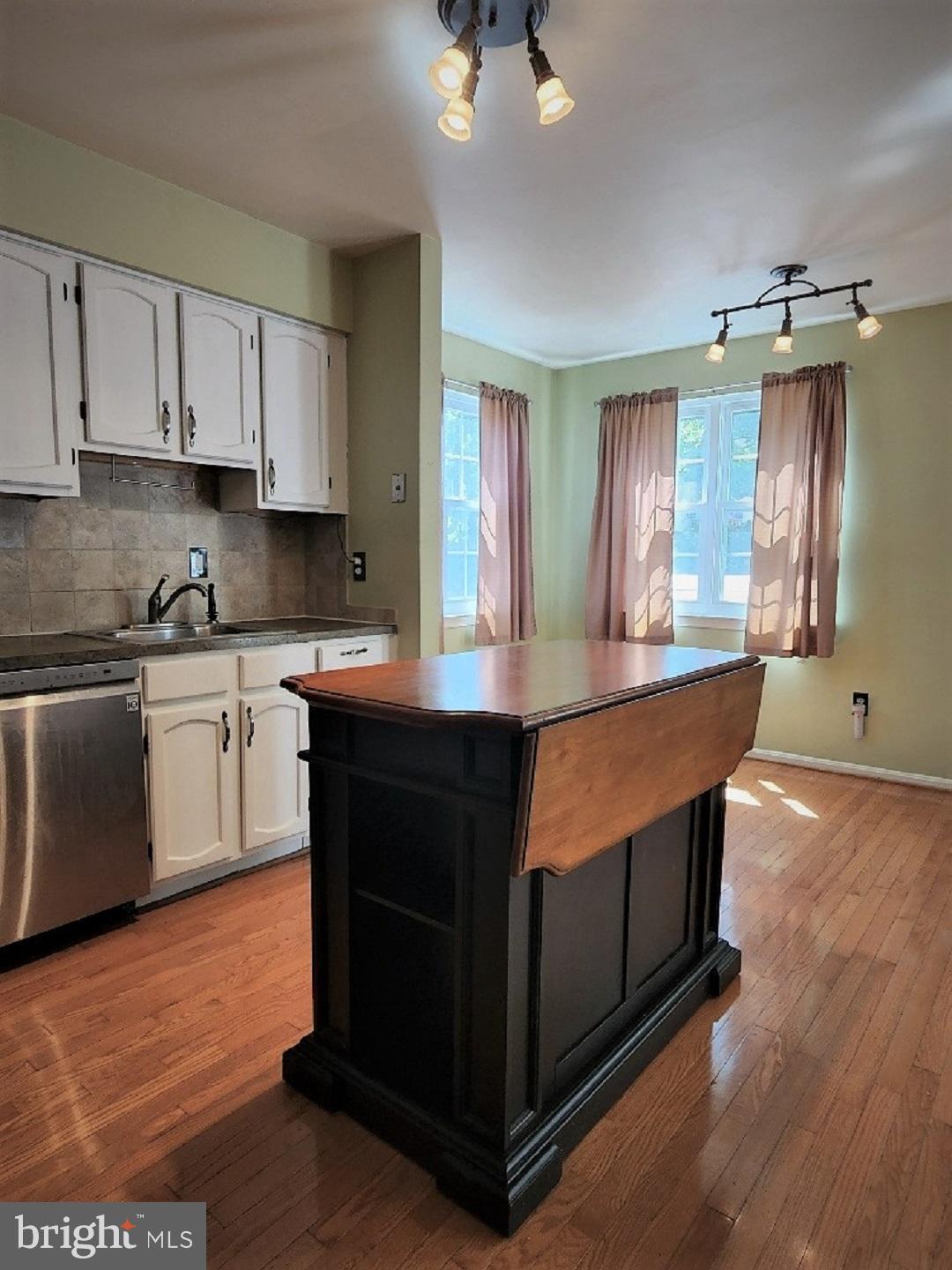 10610 Hunters Chase LANE