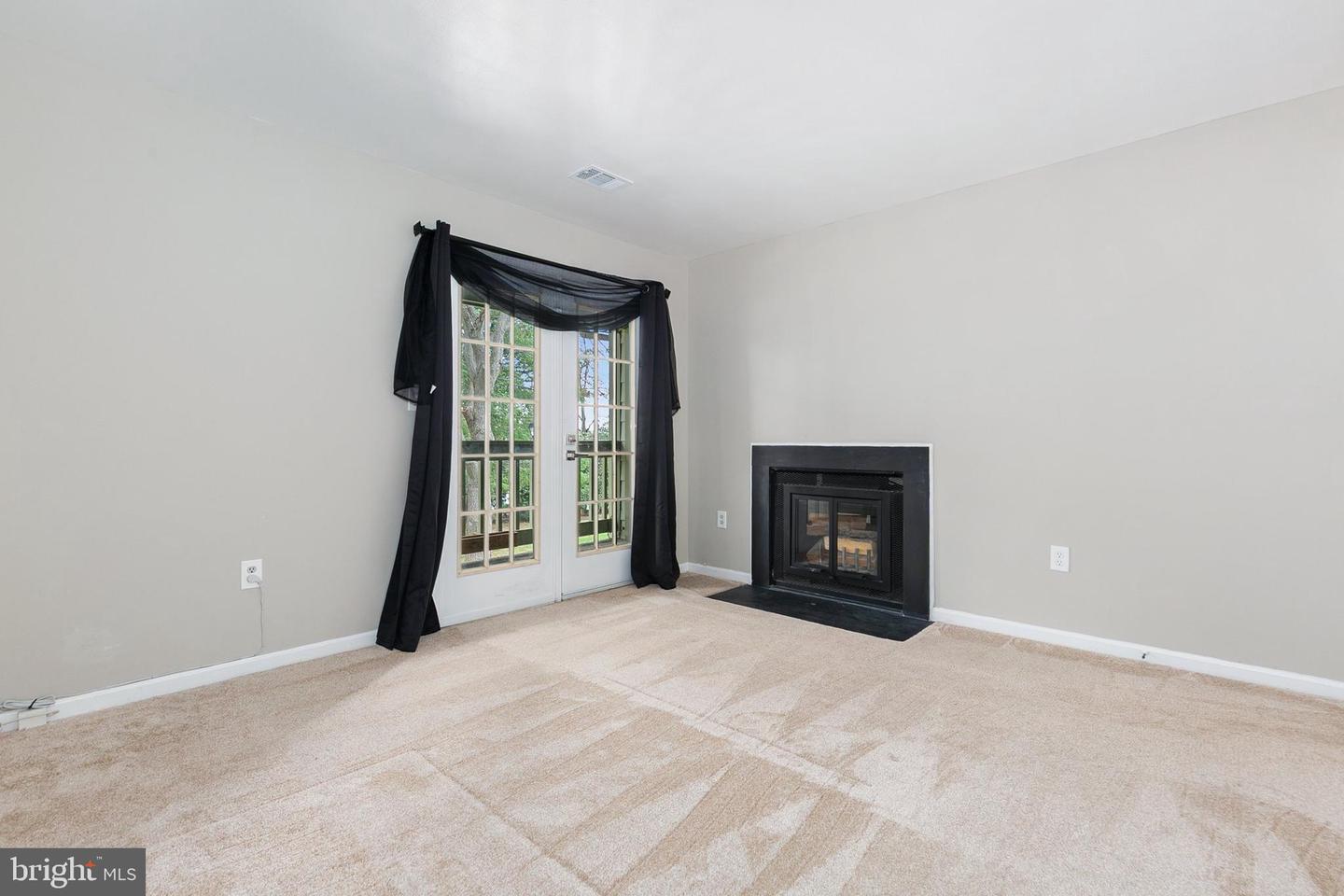 13027 Shadyside Ln #12-208