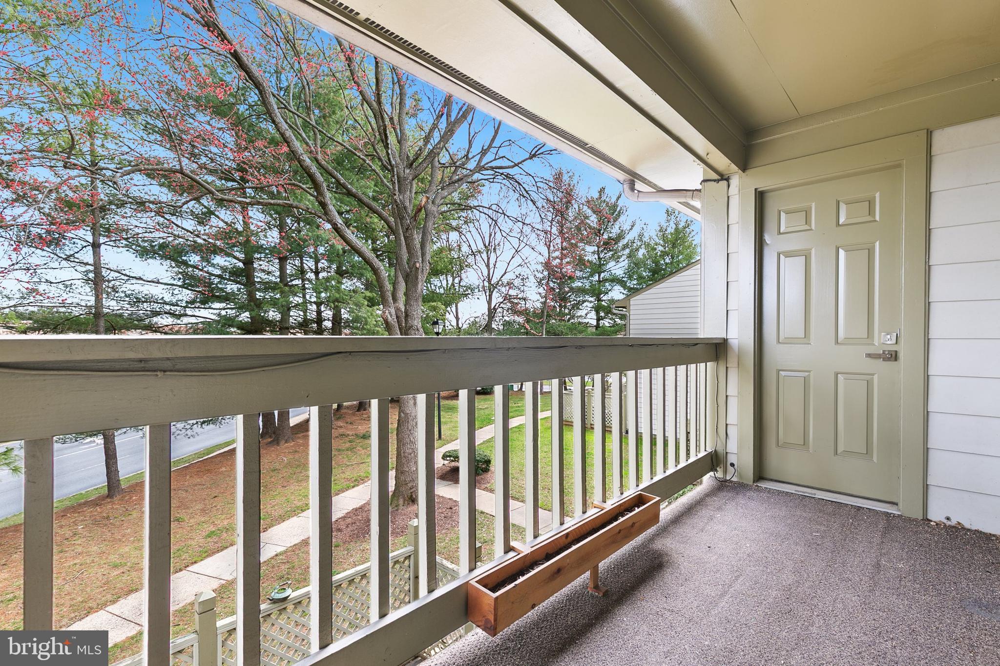 13027 Shadyside Ln #12-208