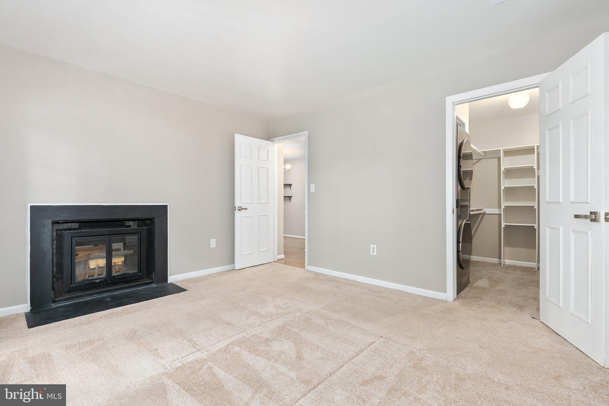 13027 Shadyside Ln #12-208