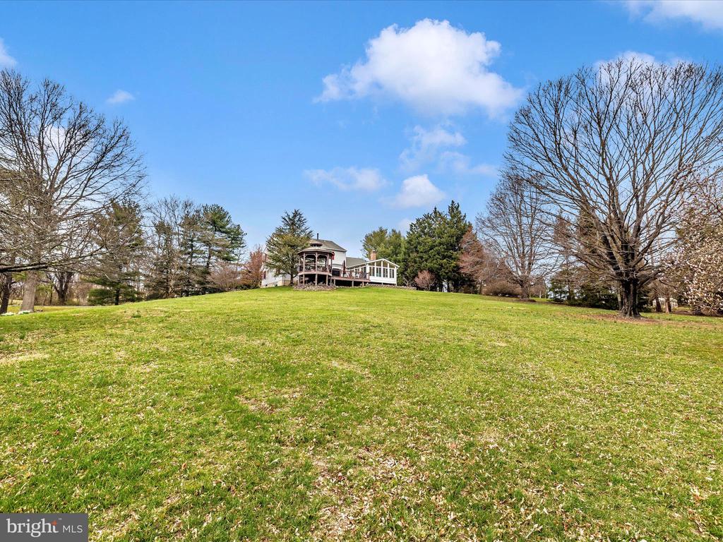 11000 Watkins Rd