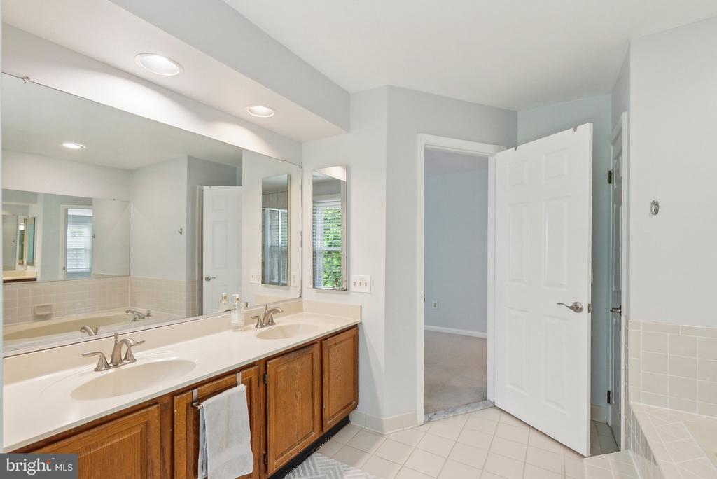 20309 Crown Ridge Ct
