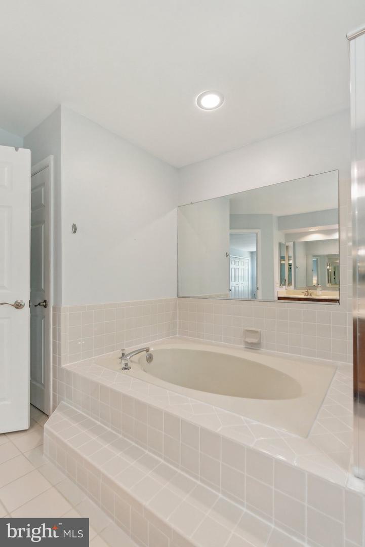 20309 Crown Ridge Ct