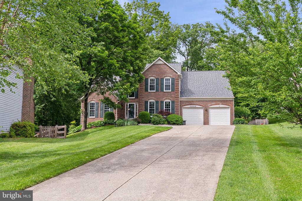 20309 Crown Ridge Ct