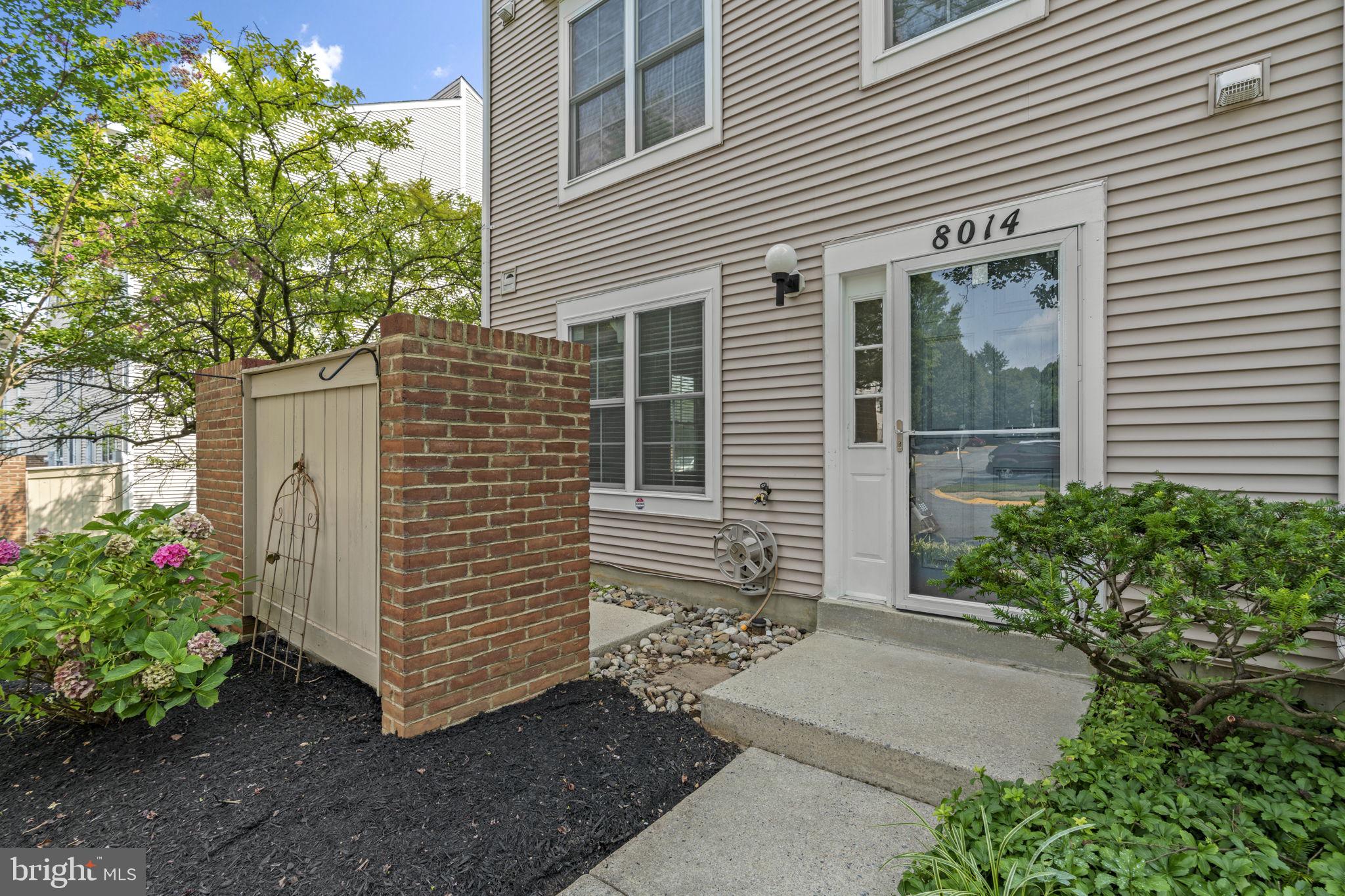 8014 Harbor Tree Way