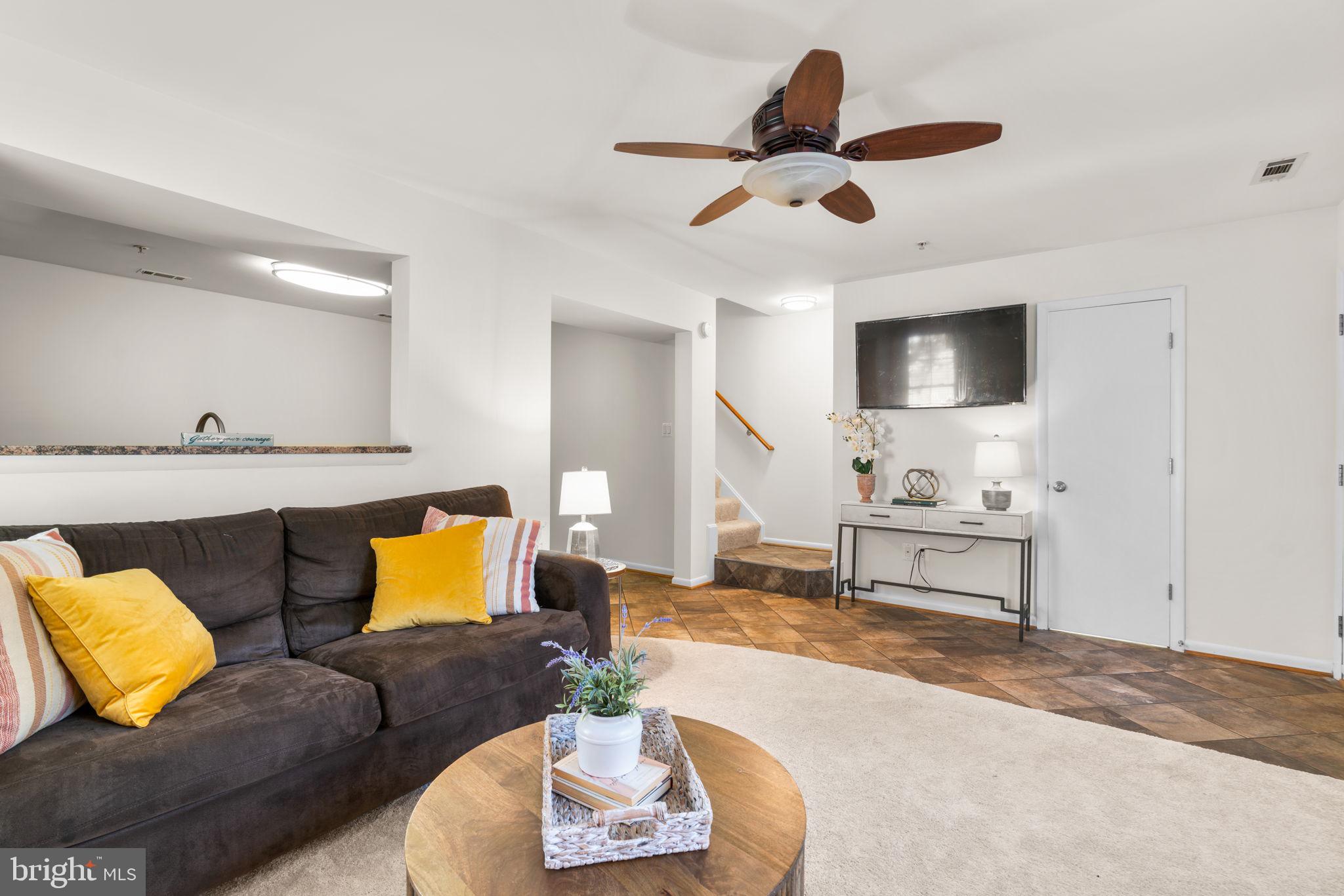 8014 Harbor Tree Way