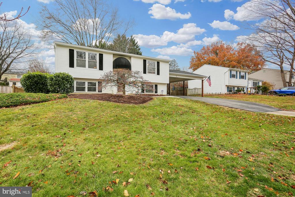 24052 SUGAR CANE LANE