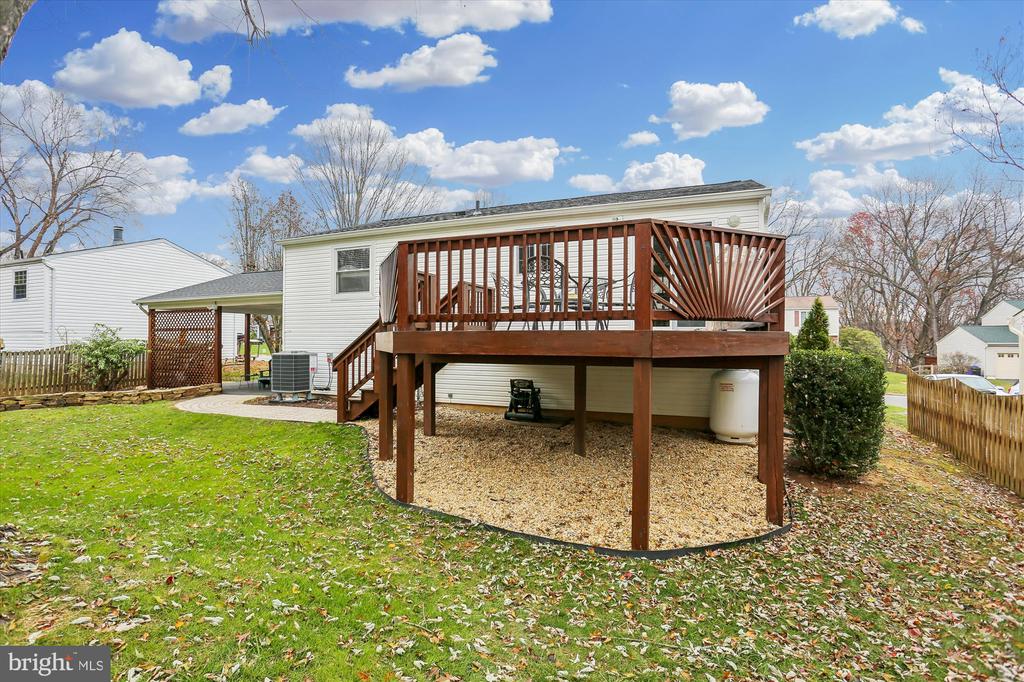 24052 SUGAR CANE LANE