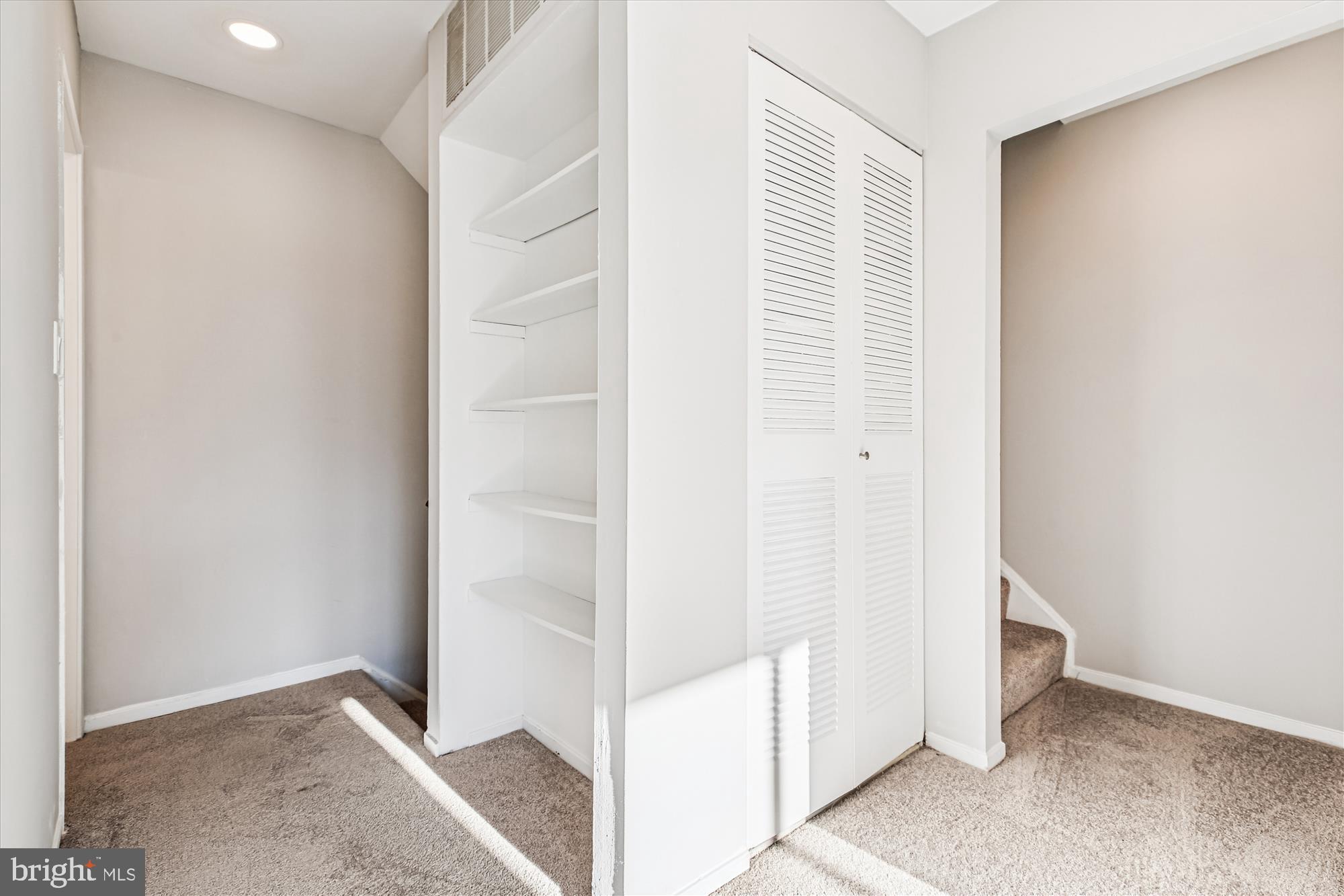 10012 FOREST VIEW PLACE