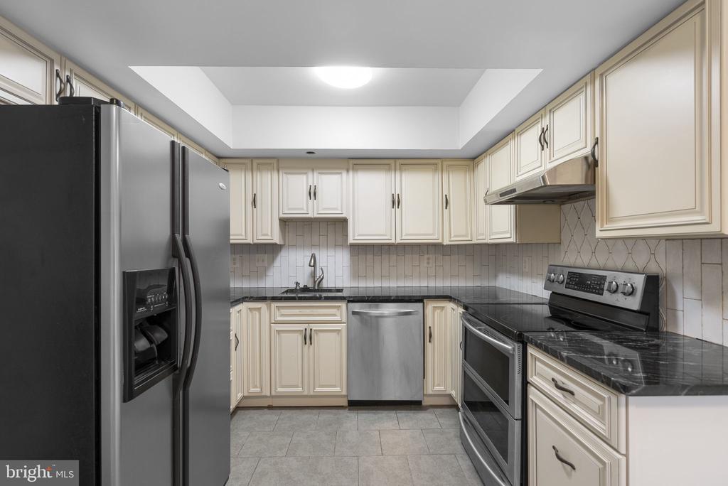 12539 CORAL GROVE PLACE