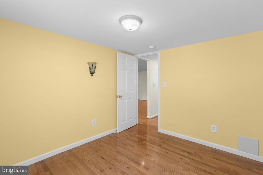 11601 HOURGLASS WAY