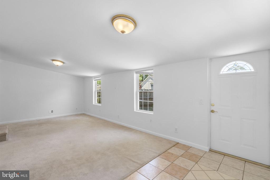 11601 HOURGLASS WAY