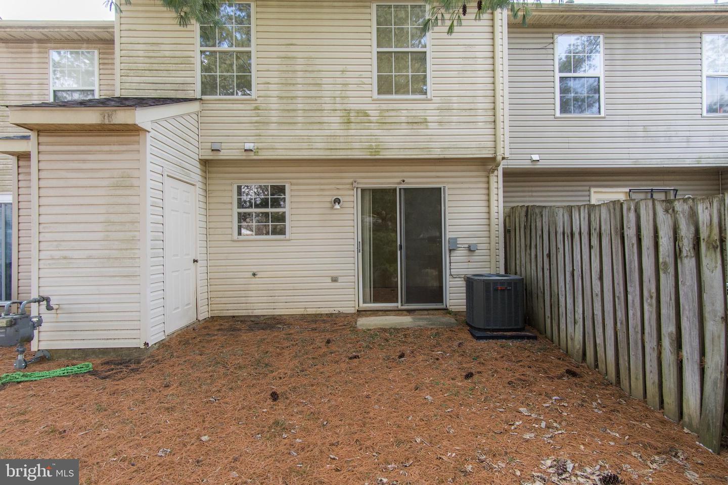 20122 DANIELS CIRCLE