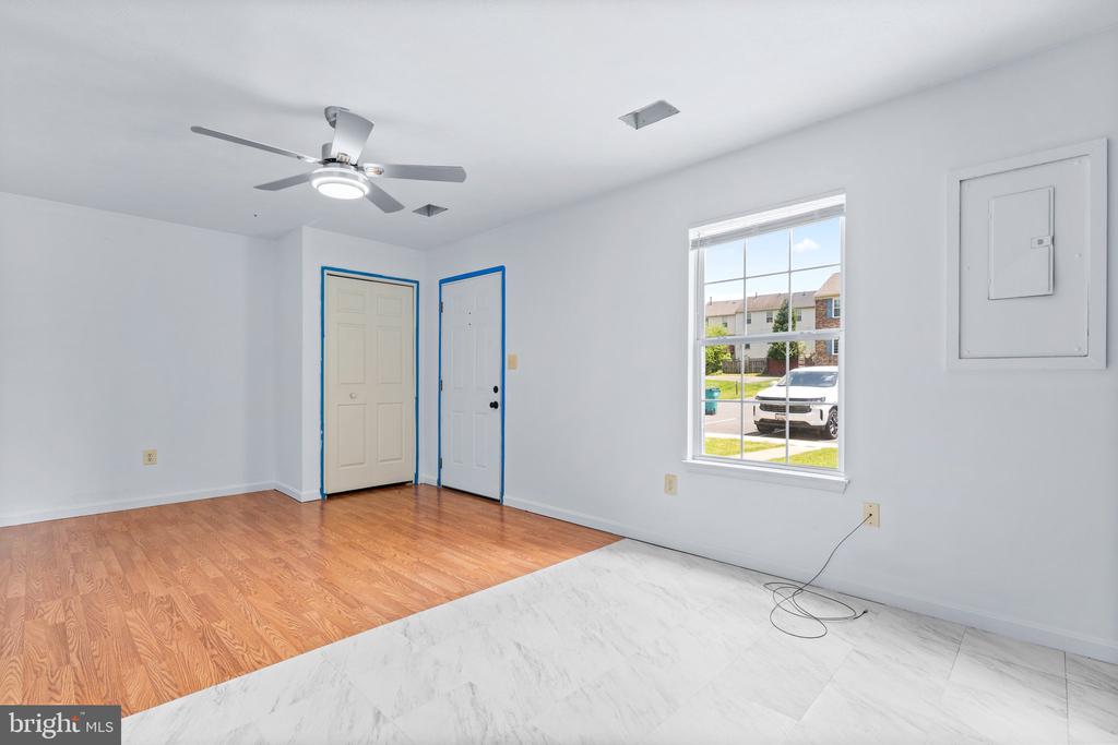 20122 Daniels Cir
