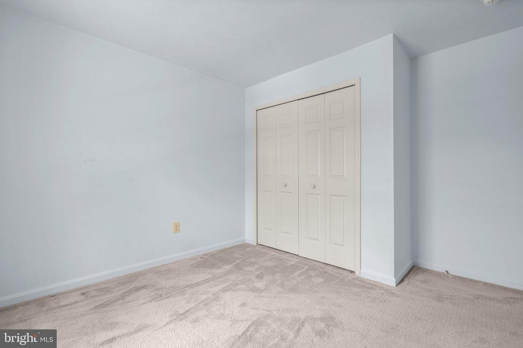 20122 Daniels Cir