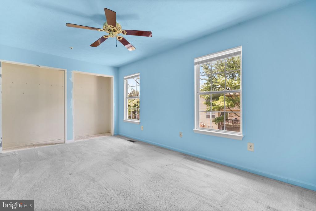 20122 Daniels Cir