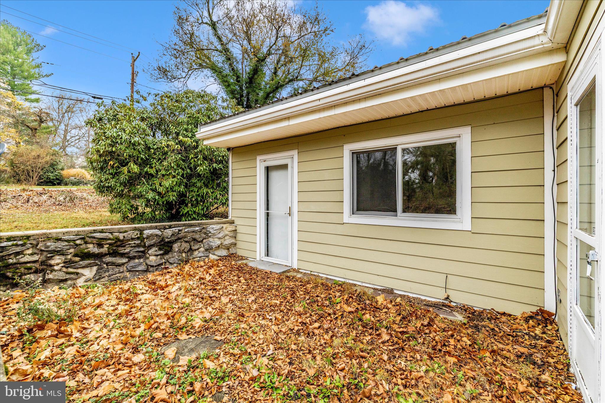 12819 FOUNTAIN HEAD ROAD