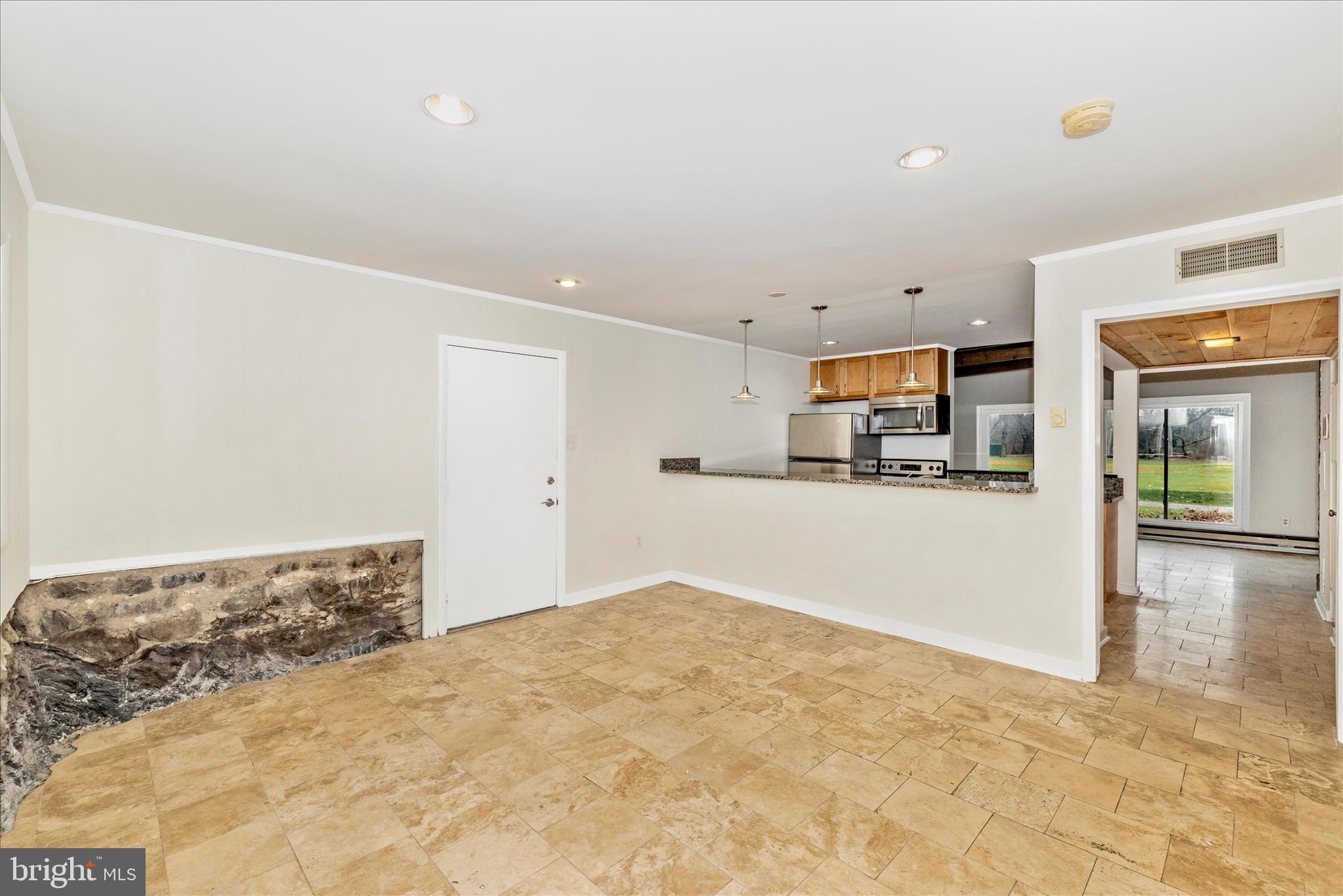 12819 FOUNTAIN HEAD ROAD