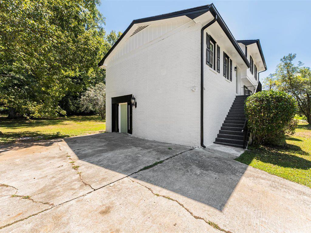 10134 Carlton Trail NW