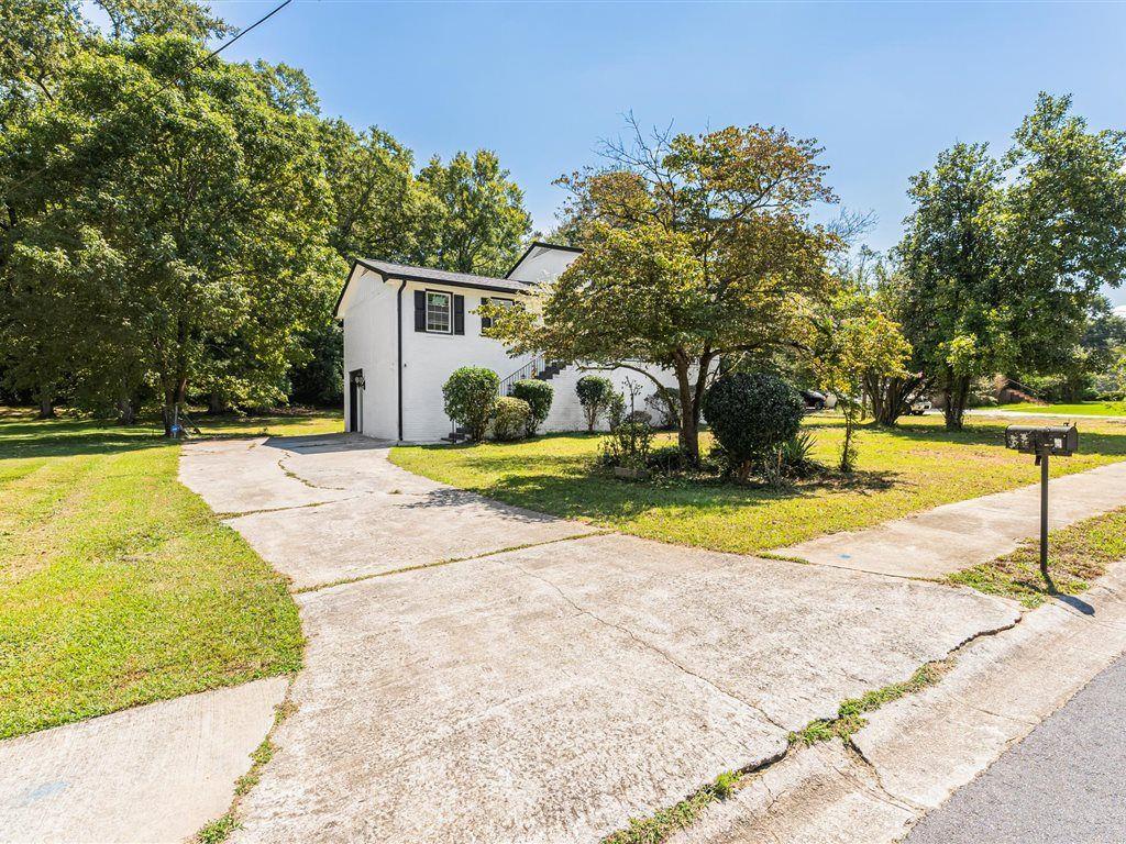 10134 Carlton Trail NW