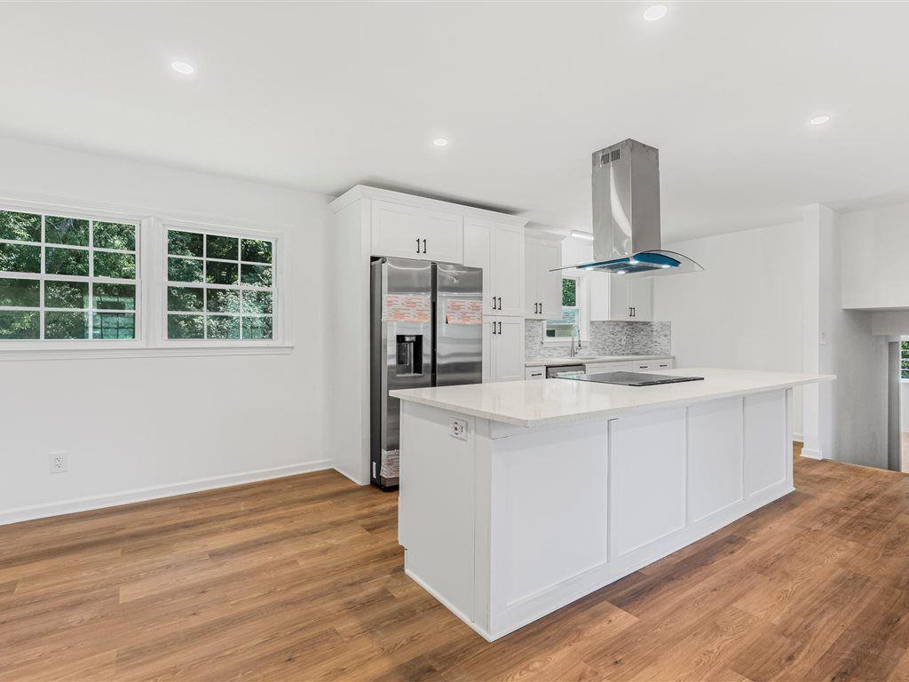 10134 Carlton Trail NW