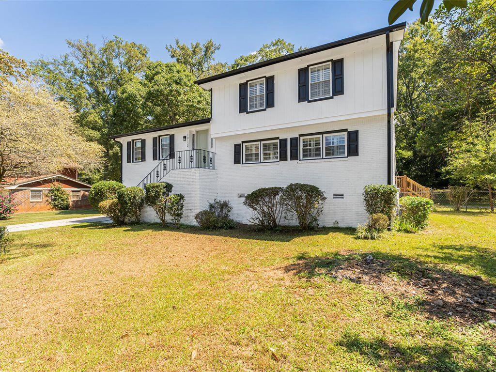 10134 Carlton Trail NW