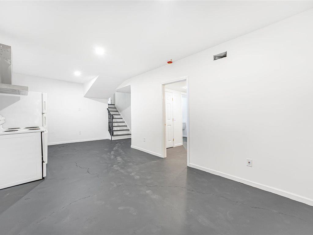 10134 Carlton Trail NW