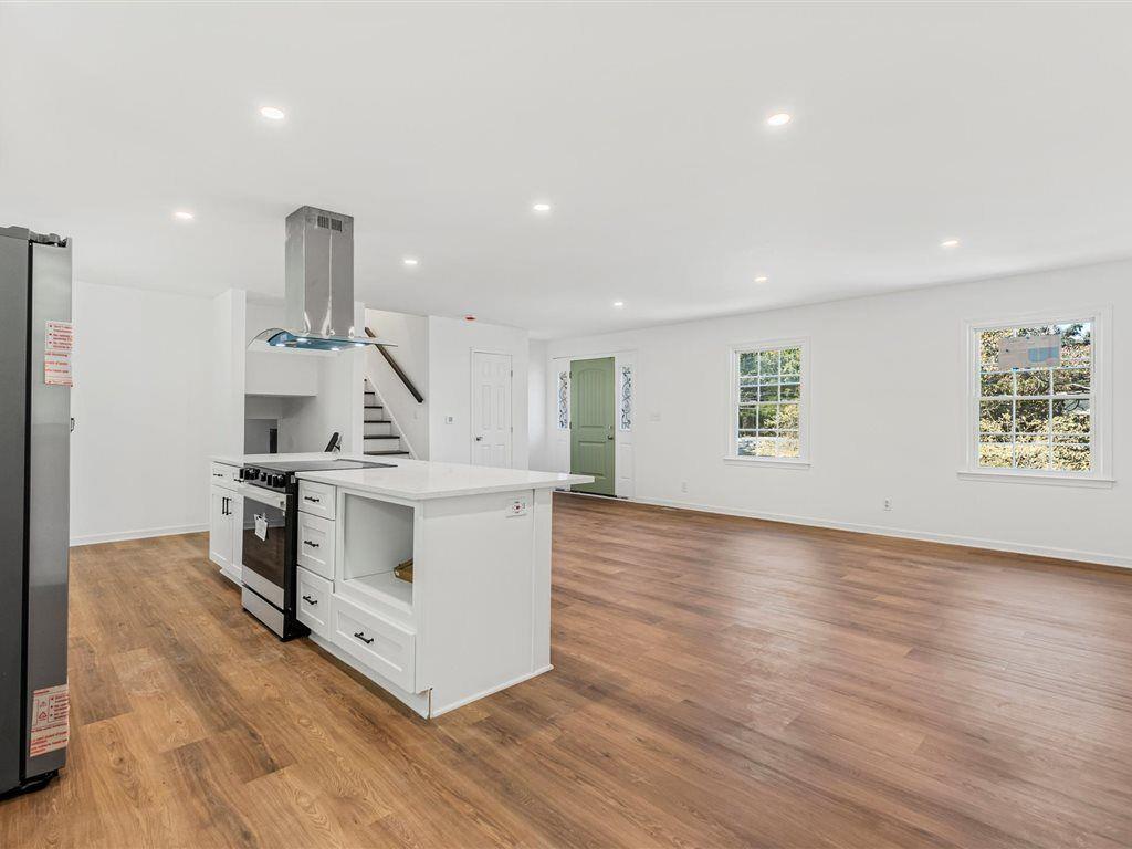 10134 Carlton Trail NW