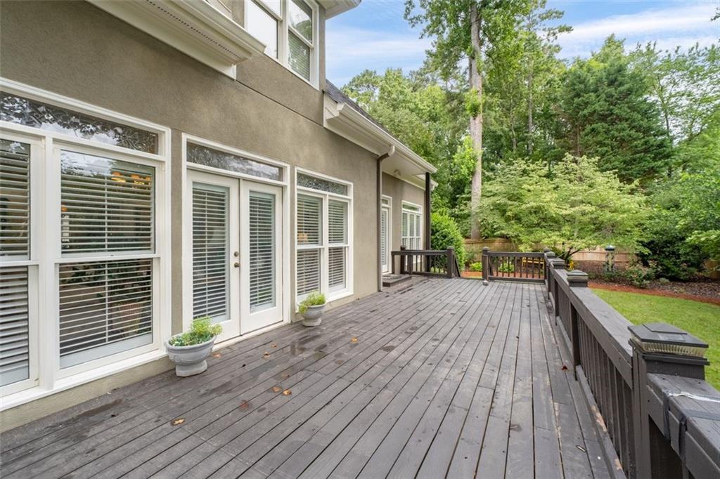 100 Ridgetree Lane
